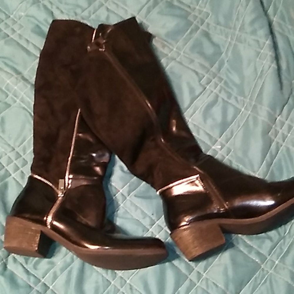 Black boots